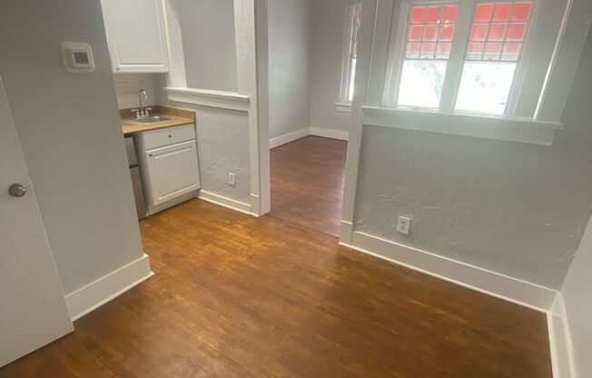 Studio, 1 bath, 314 sqft, $1,475, Unit 7