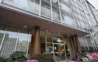 Sutton Place Condo in the heart of vibrant First Hill Water, sewer, garbage, and heating included!
