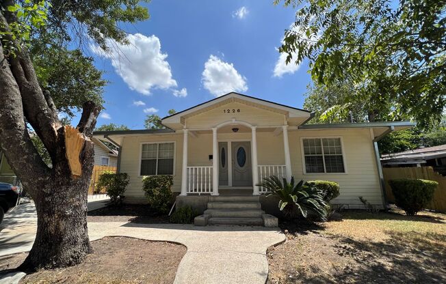 Beautiful 5 bedroom home near St. Mary's University