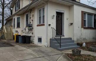 504 CEDARCROFT AVE