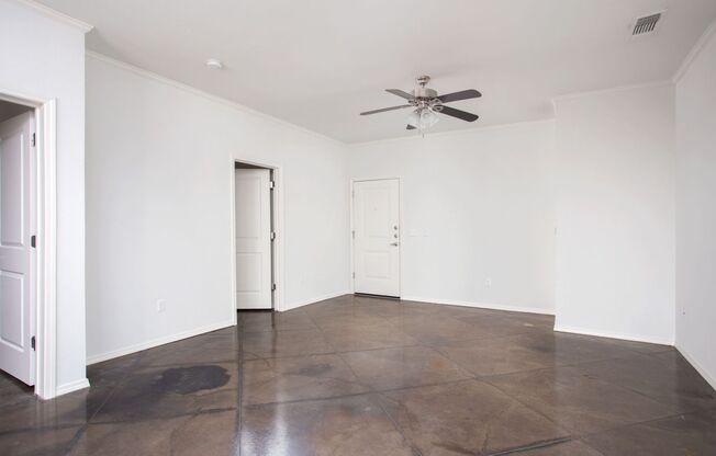 2 beds, 1 bath, 918 sqft, $1,278, Unit 9201 - 4428