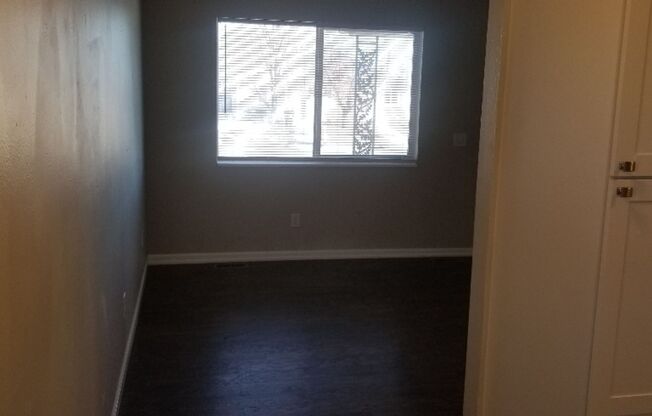 2 beds, 1 bath, $1,495, Unit FED-4601