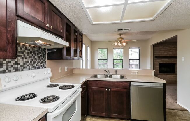Amazing Round Rock Unit