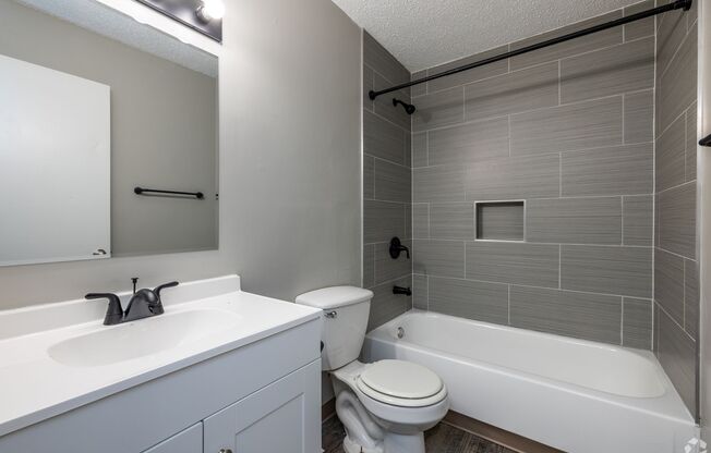 Emerald Hills Apartments