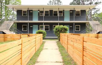 Awesome 2BR/1Bathroom Apartment in popular LAKEWOOD near Duke University!