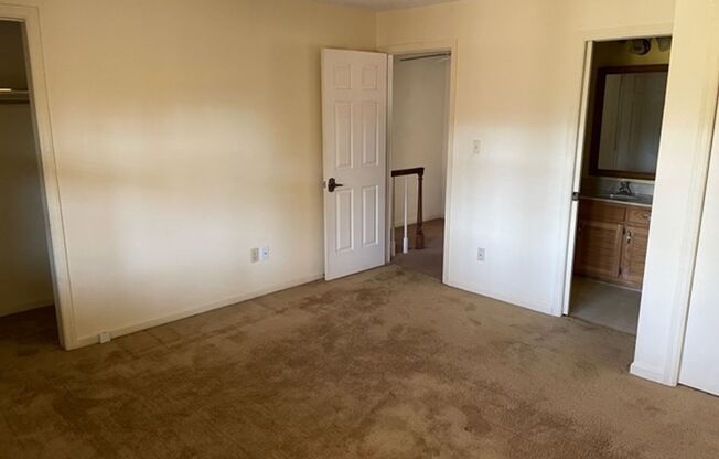 2 beds, 1.5 baths, $1,500