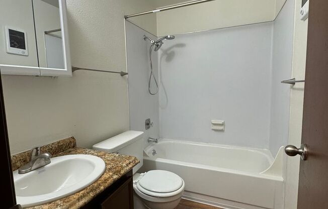 2 beds, 1 bath, 780 sqft, $1,375, Unit A-06