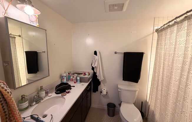 1 bed, 1 bath, 651 sqft, $2,300, Unit 405