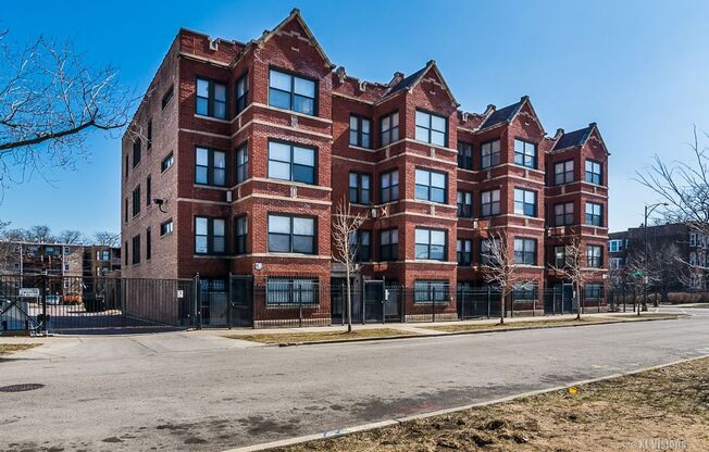 350-52 E. 59th St. / 5857-59 S Calumet Ave