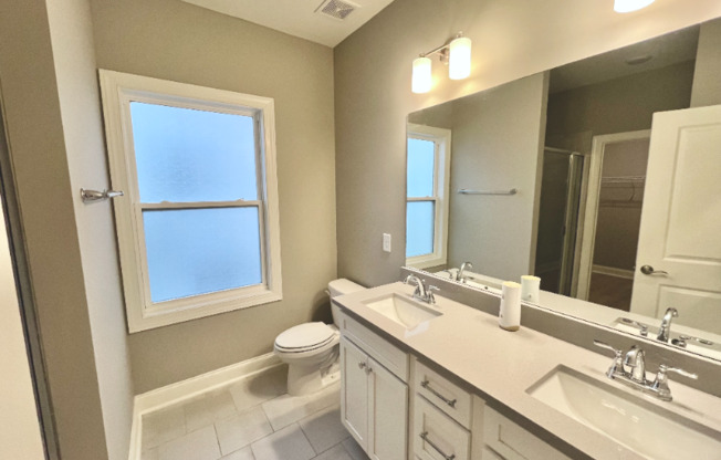 465 PORTSDALE DR