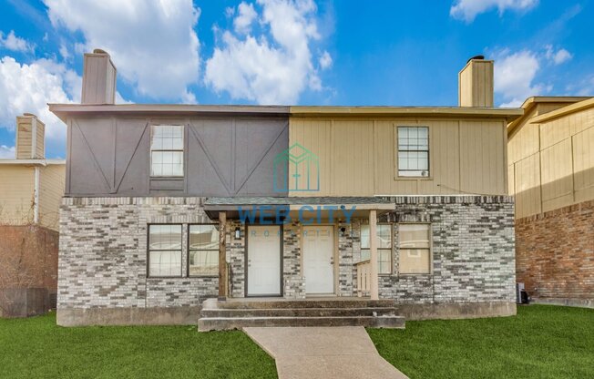 238 ALEXANDRIA DR