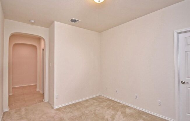 3 beds, 2 baths, $2,050