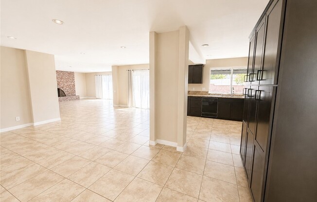 10661 CORALINE PL