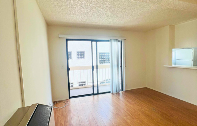 Studio, 1 bath, 500 sqft, $2,095, Unit 305