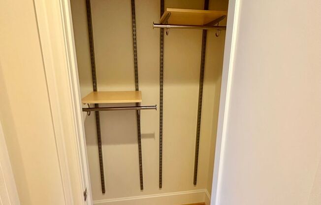 1 bed, 1 bath, 366 sqft, $2,500, Unit 414