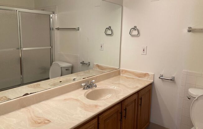 2 beds, 2 baths, 1,500 sqft, $1,857, Unit 712