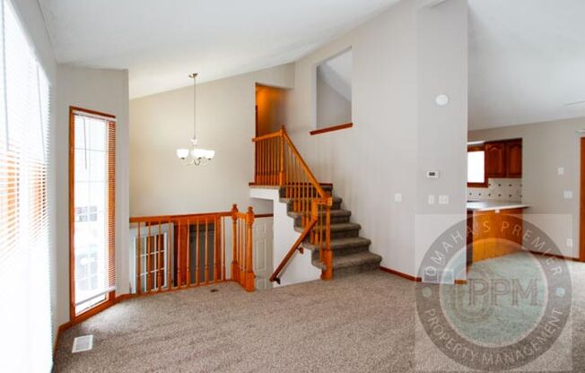 Comfortable and Cozy 3 Bedroom/2 Bath Home