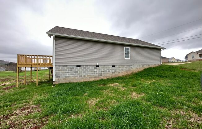 3 beds, 2 baths, $1,850