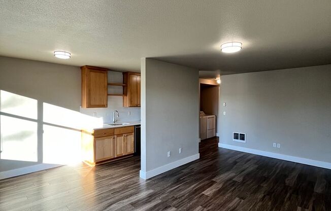 1 bed, 1 bath, $1,545, Unit 16