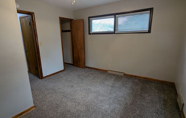 1 bed, 1 bath, $750, Unit 1