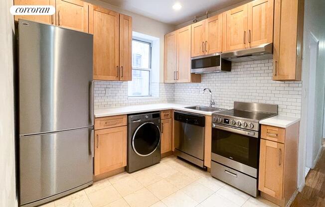 57 W 106 ST