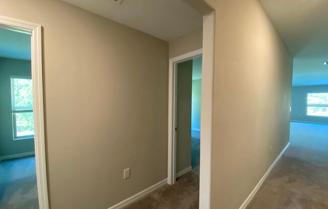 4 beds, 2 baths, $1,895