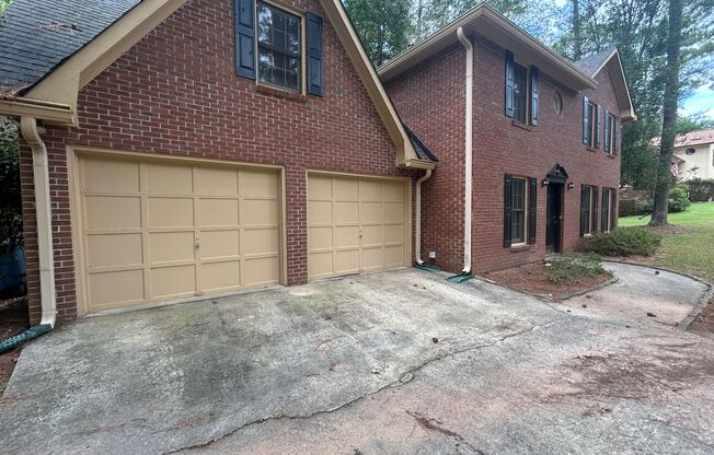 204 Planceer Place - 3 BDRM, 2.5 BA in the Highly Desired Sandown Creek Subdivision in Peachtree City! Close to Hwy 54 and 74