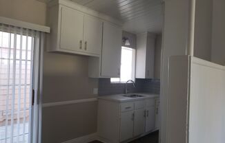 1 bed, 1 bath, $1,795, Unit 16437 Cornuta