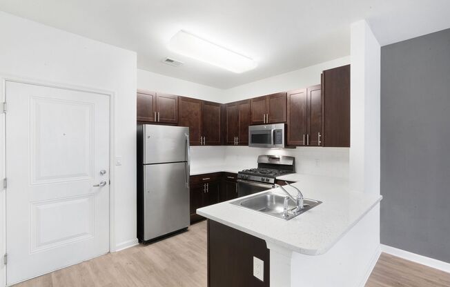 2 beds, 2 baths, 1,033 sqft, $2,230, Unit 3301
