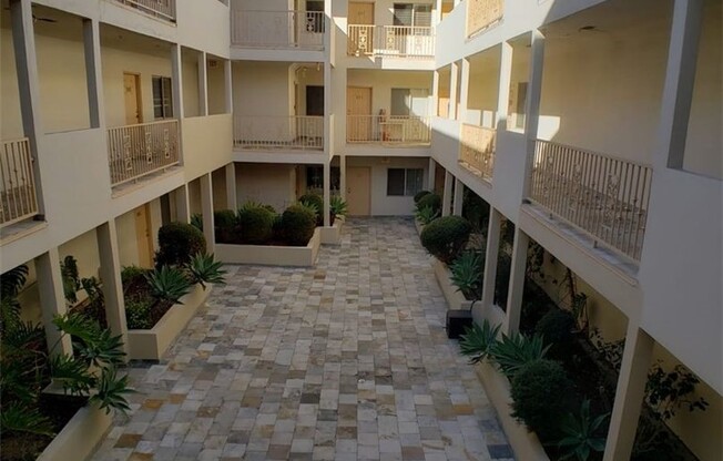 10849 FRUITLAND DRIVE