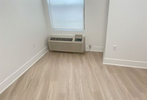 2 beds, 2 baths, 851 sqft, $3,000, Unit 201