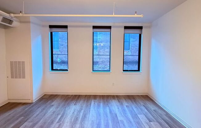 1 bed, 1 bath, 635 sqft, $1,675, Unit Unit 313