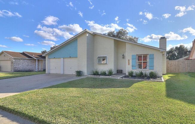 913 Saint Timothy St - 3/Bed 2/Bath $1,715/mo