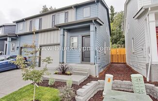 3 Bed, 2.5 Bath Townhome in East Vancouver