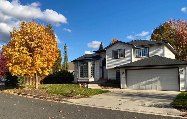 Coming Soon – Spacious 4 Bed, 3.5 Bath Home in Eagle Ridge – Available July!