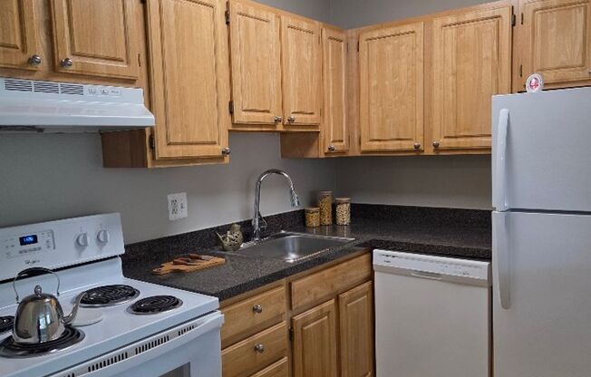 1 bed, 1 bath, 600 sqft, $1,420, Unit 268