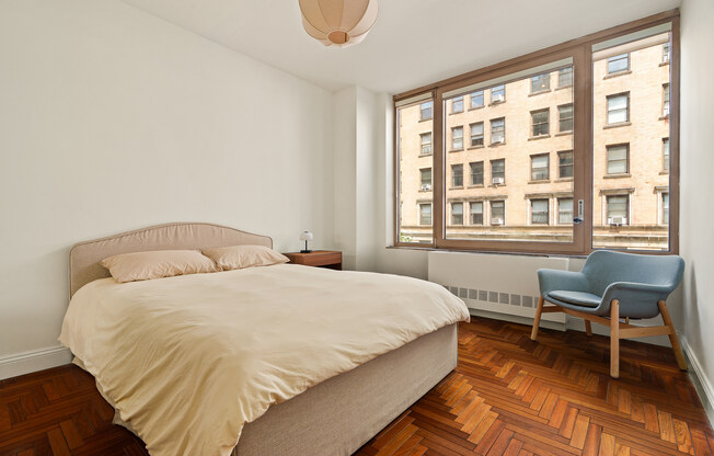 30 E 85 ST
