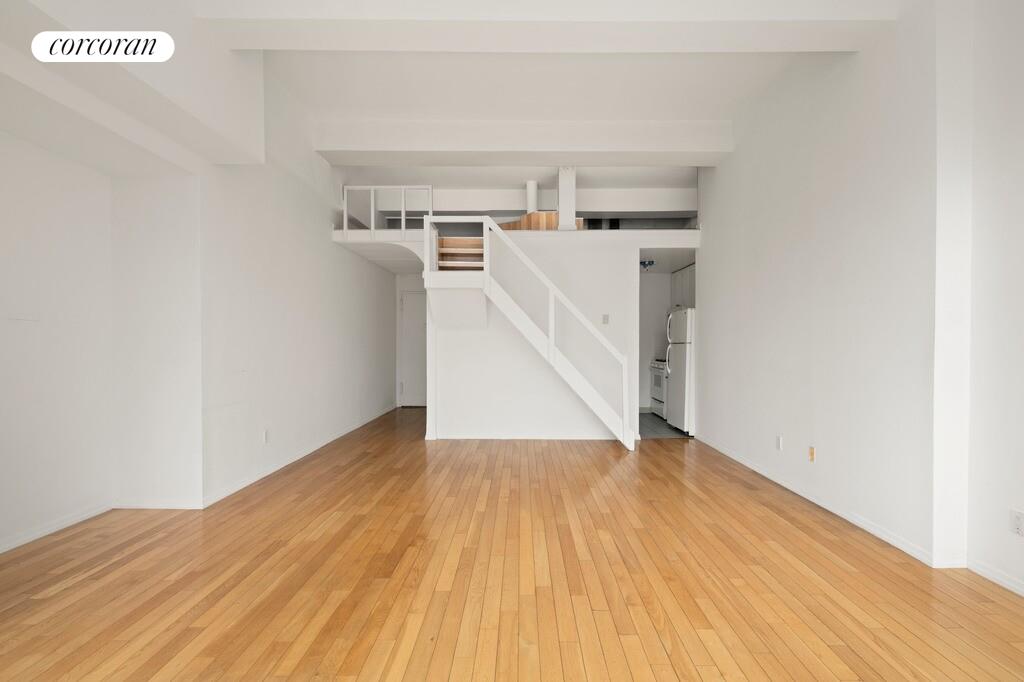 310 E 46 ST