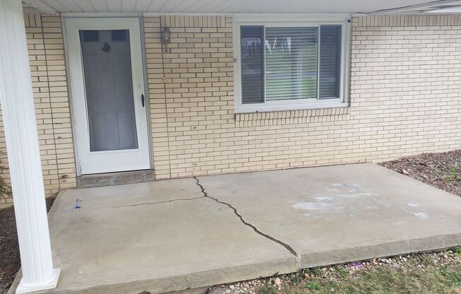 3 bedroom Ranch Moon Township
