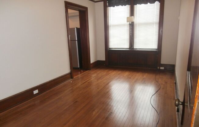 Modern Spacious Studio Apartment in the Rosenmiller Building in Downtown York City with Parking!