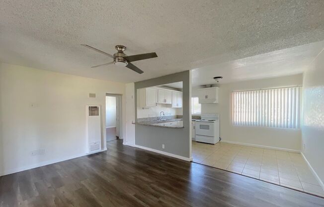 2 beds, 1 bath, 815 sqft, $1,595, Unit 21