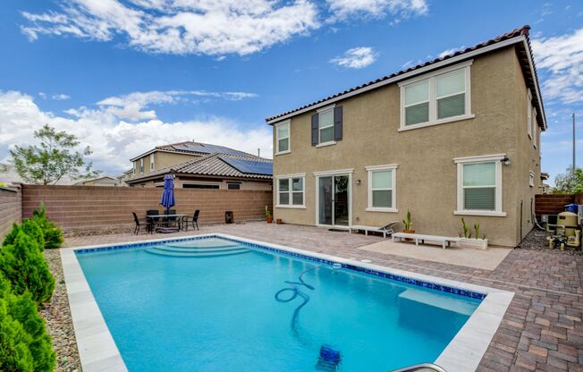 SPARKLING POOL in TULE SPRINGS