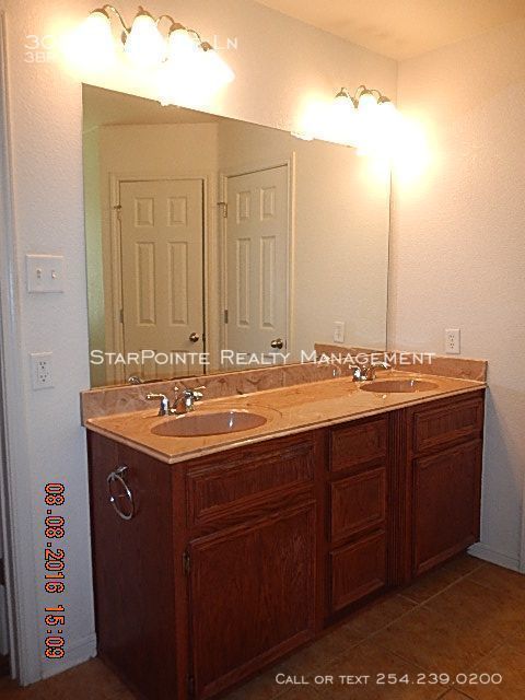 3 beds, 2 baths, 1,821 sqft, $1,525