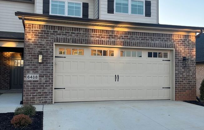 New Construction Townhouse with 2 Garage in Rich Pond South Warren School District
