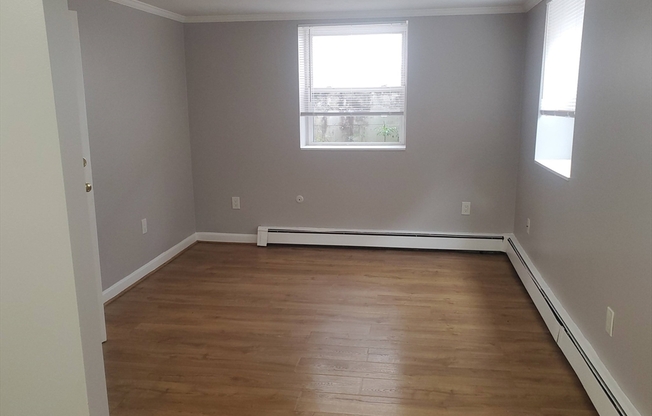 1 bed, 1 bath, 600 sqft, $2,300, Unit F