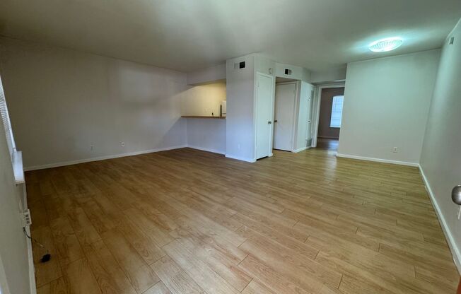 1 bed, 1 bath, 700 sqft, $1,054, Unit LAW11-322