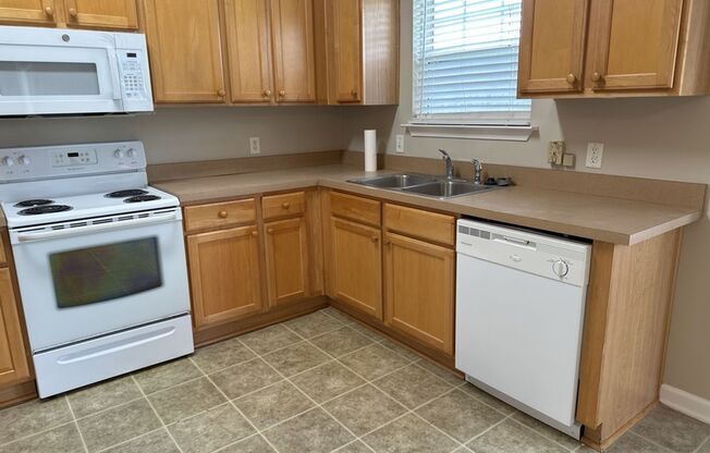 4 beds, 2 baths, $2,200