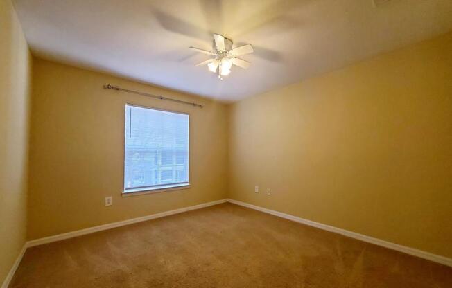 2 beds, 2 baths, 1,077 sqft, $1,550