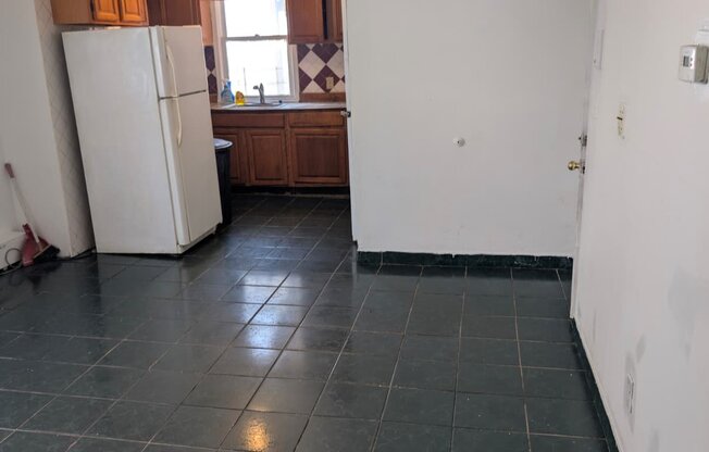 76 GRV AVE