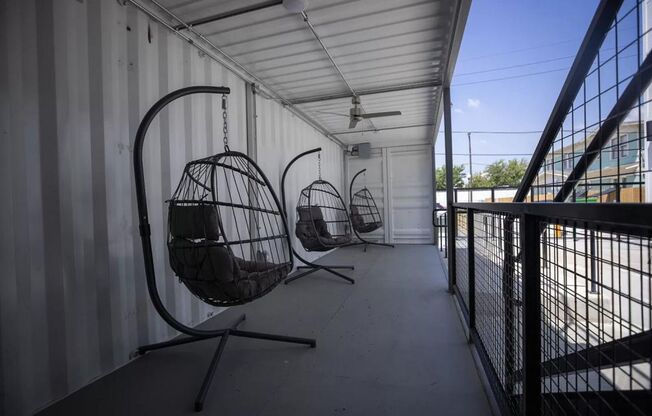 Studio, 1 bath, 327 sqft, $1,595, Unit #121